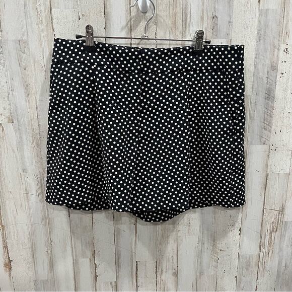 Ann Taylor Black White Polka Dot Wide Leg Flowy Shorts - Picture 1 of 6